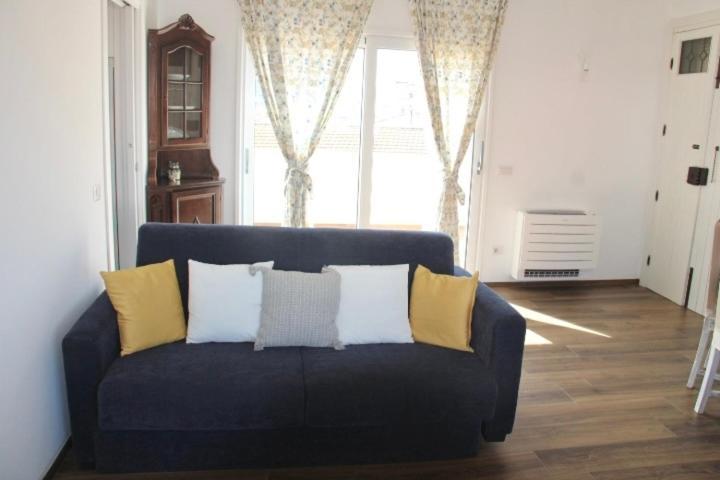 Bright With View Apartment *